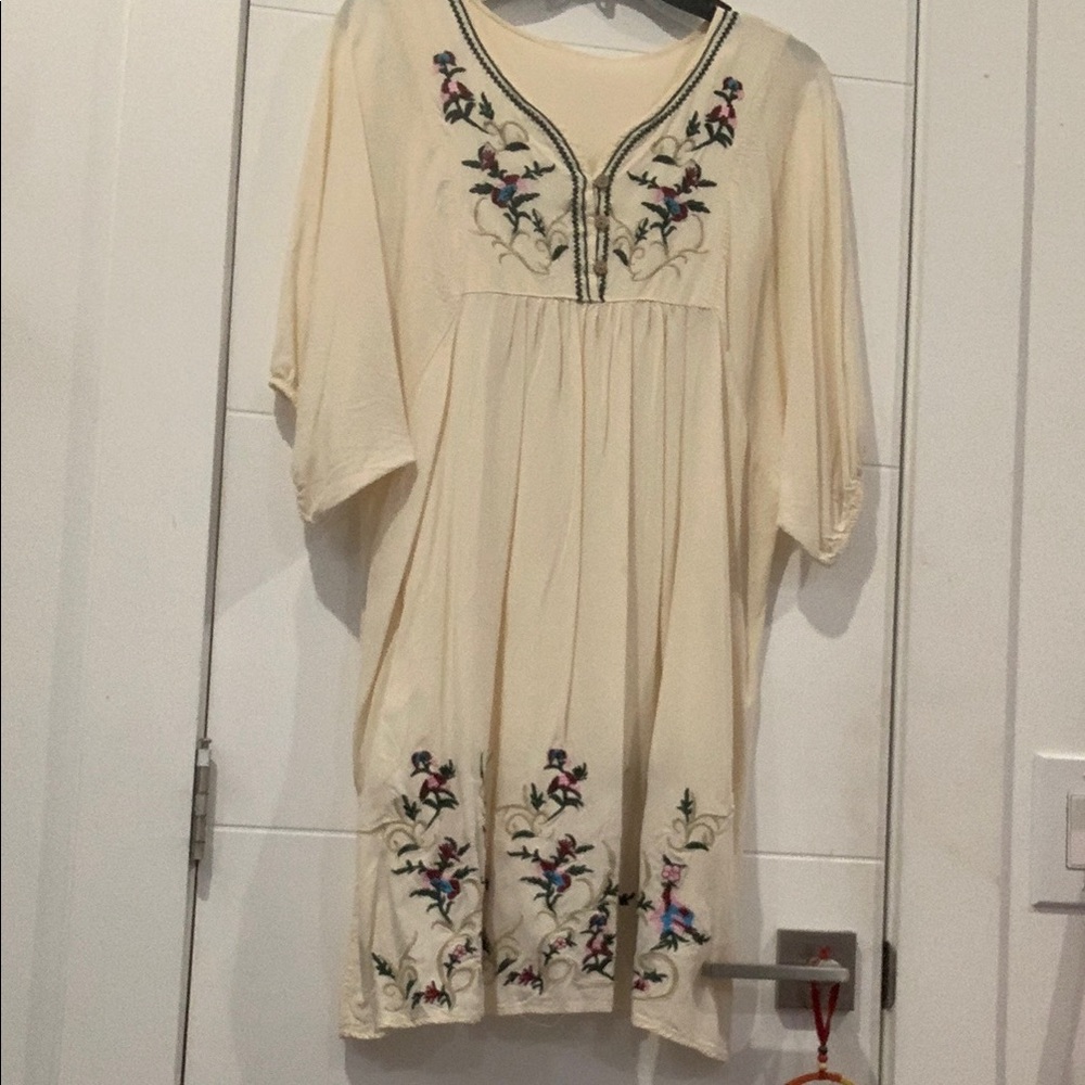 Embroidered Cream Tunic Top
